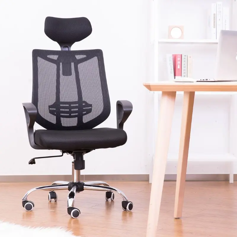 deli-e4511-ergonomic-chair-lifestyle-front-right-view.webp